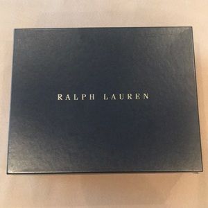 Oxford heels. Beautiful Burnished Calf Dark Oak color. Size 6. Made in Italy.